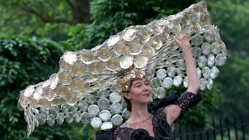 Illustration for article titled The Huge, Heavenly and Hilarious Hats of the Royal Ascot